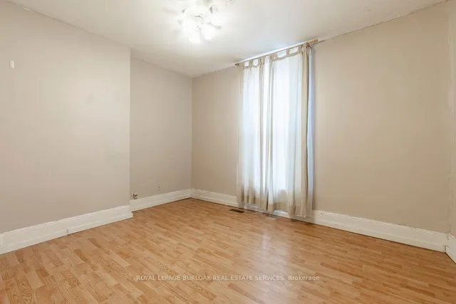 Additional image 15 of 70 Pearl St