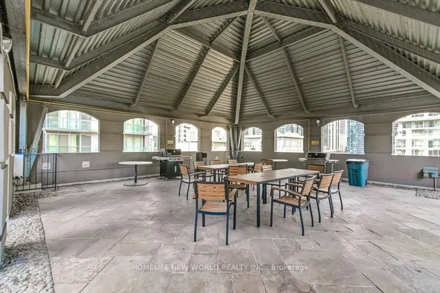 Additional image 42 of 140 Simcoe St Unit 1520