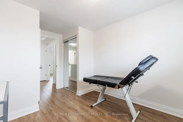 Additional image 28 of 150 Gateshead Cres Unit 101
