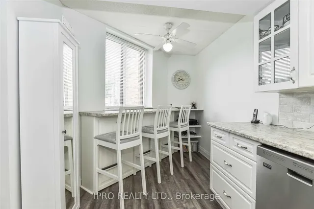 Additional image 4 of 3499 Upper Middle Rd Unit 211