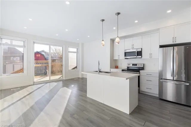 Additional image 7 of 730 Knox Ave