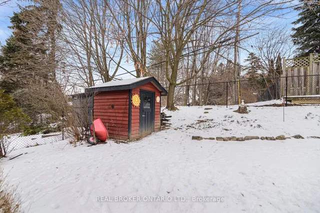 Additional image 36 of 647 Tomahawk Cres