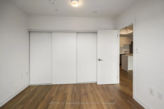 Additional image 15 of 2433 Dufferin St Unit 708