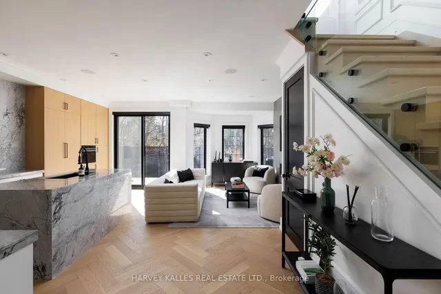 Additional image 9 of 233 MacPherson Ave