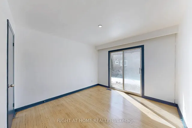 Additional image 25 of 1326 Victoria Park Ave