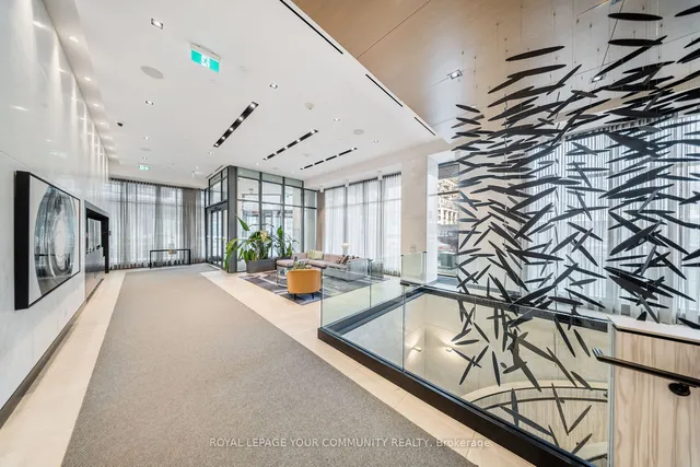 Additional image 7 of 1 Edgewater Dr Unit GPH29