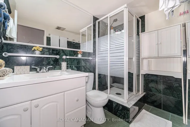 Additional image 21 of 17 Knightsbridge Rd Unit 1605