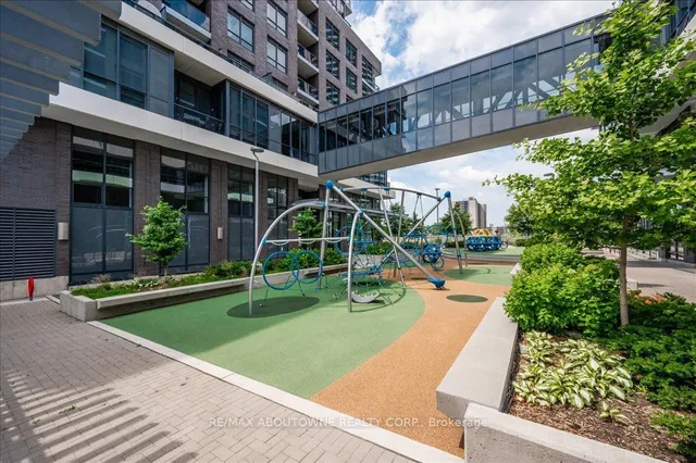 Additional image 28 of 26 Gibbs Rd Unit 926