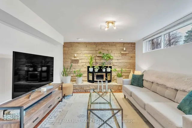 Additional image 26 of 24 Hughey Cres