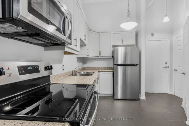 Additional image 10 of 80 King William St Unit 212