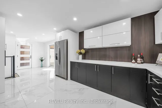 Additional image 10 of 56 FREDERICK Ave