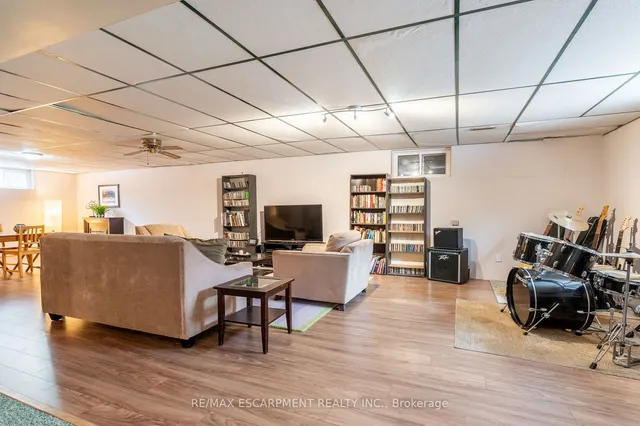 Additional image 19 of 687 Penny Lane