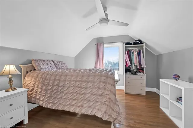 Additional image 31 of 125 Erin Ave