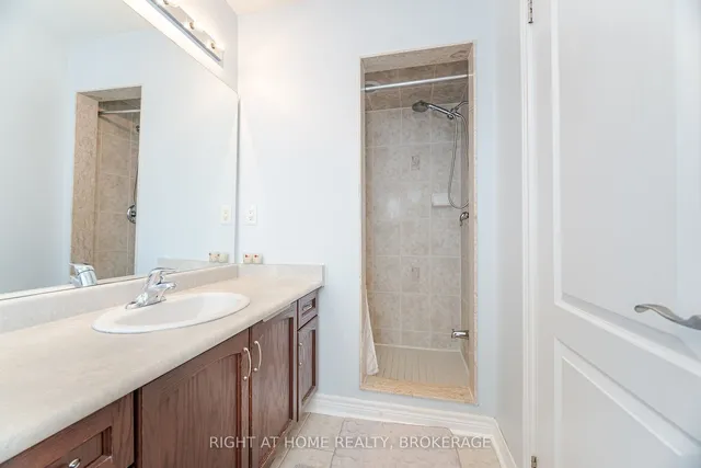 Additional image 26 of 11 Pomell Tr