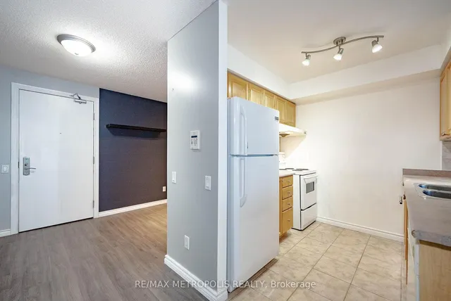 Additional image 17 of 61 Town Centre Crt Unit 605