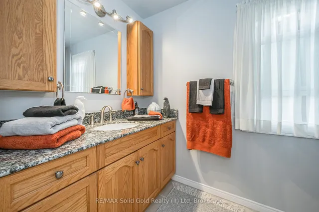 Additional image 23 of 9 Old Maple Lane