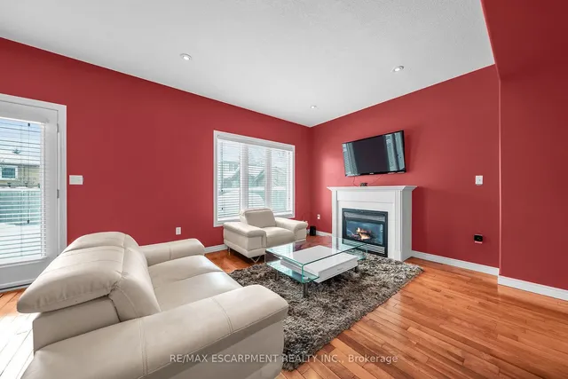 Additional image 16 of 8 Knowles St