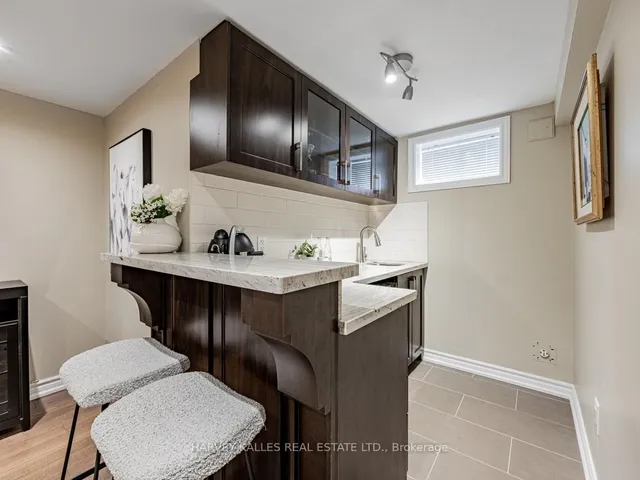 Additional image 38 of 54 Elmsthorpe Ave