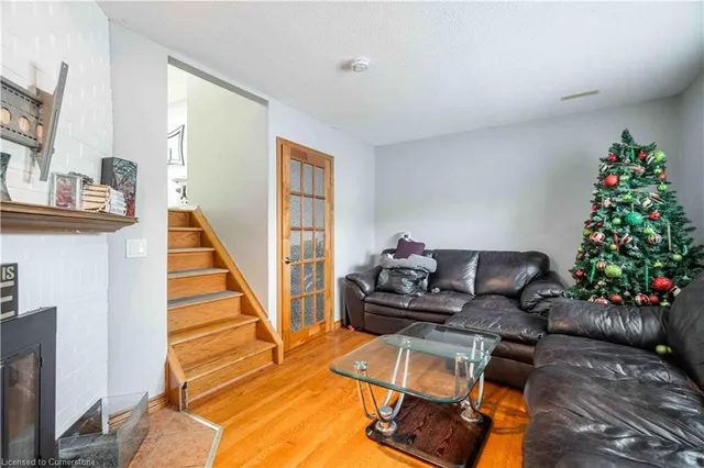 Additional image 33 of 9 Beachgrove Cres