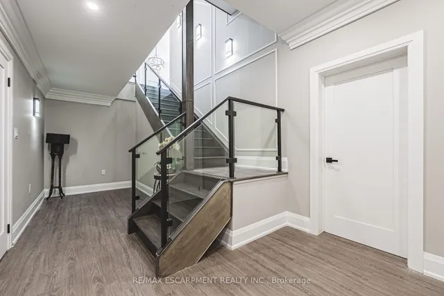 Additional image 18 of 8378 Chippewa Rd