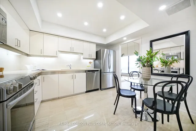 Additional image 11 of 65 Harbour Sq Unit 3603