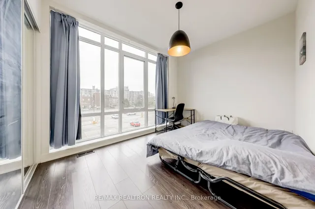 Additional image 36 of 25 Sonic Way