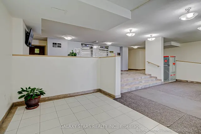 Additional image 23 of 10 Tapscott Rd Unit 304