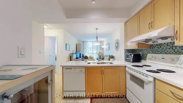 Additional image 19 of 28 William Carson Cres Unit 510