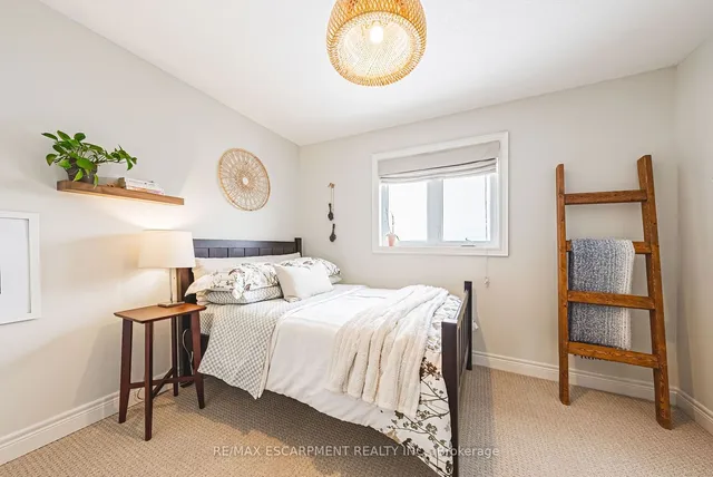 Additional image 28 of 35 GRETI Dr