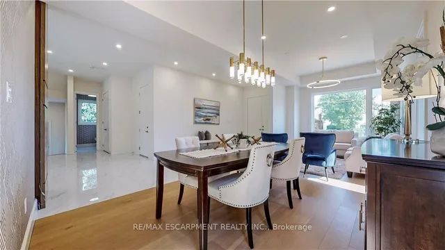 Additional image 10 of 382A Southcote Rd