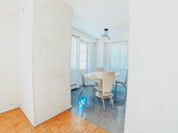 2483 W 16th St APT 3C, Brooklyn, NY 11214