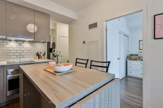 Additional image 9 of 52 Forest Manor Rd Unit 313