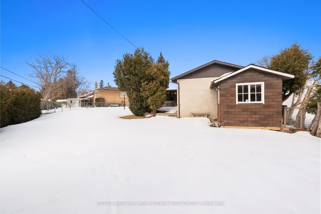 Additional image 40 of 34 Holford Cres