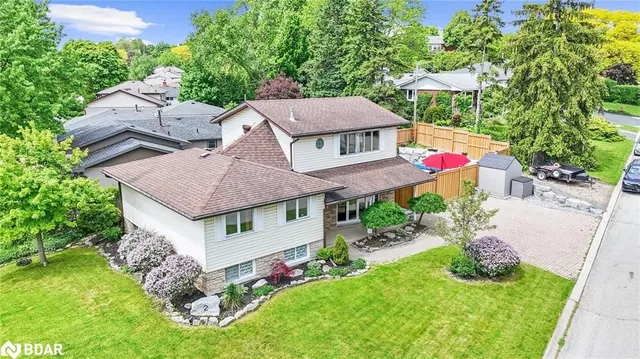 Additional image 37 of 2 Green Meadow Way