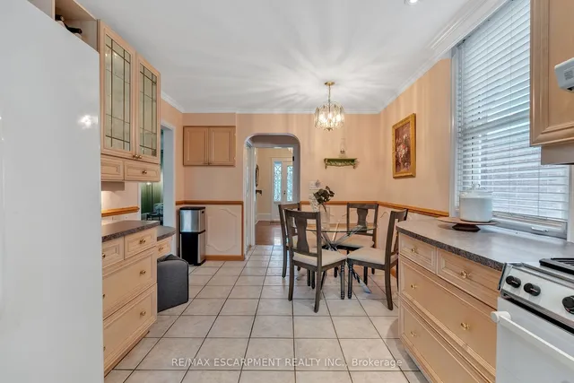 Additional image 17 of 74 Balmoral Ave