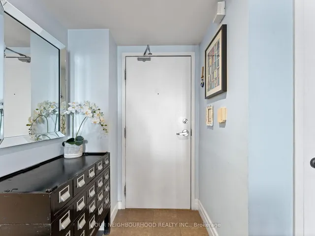 Additional image 49 of 15 Fort York Blvd Unit 1208