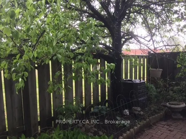 Additional image 27 of 35 Combermere Dr