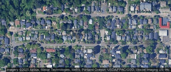 1719 N Skidmore St, Portland, OR 97217