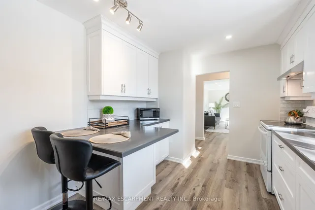 Additional image 13 of 28 Mountainview Rd