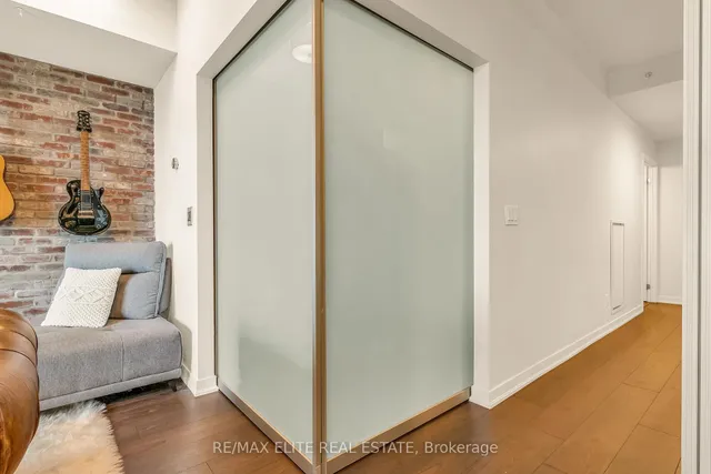 Additional image 24 of 51 East Liberty St Unit 715