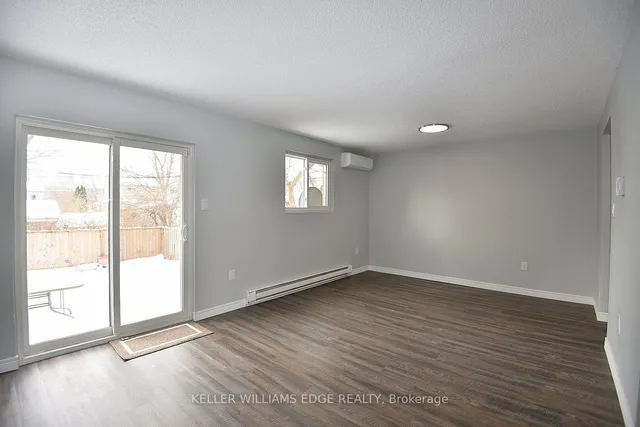 Additional image 8 of 16 Simcoe St