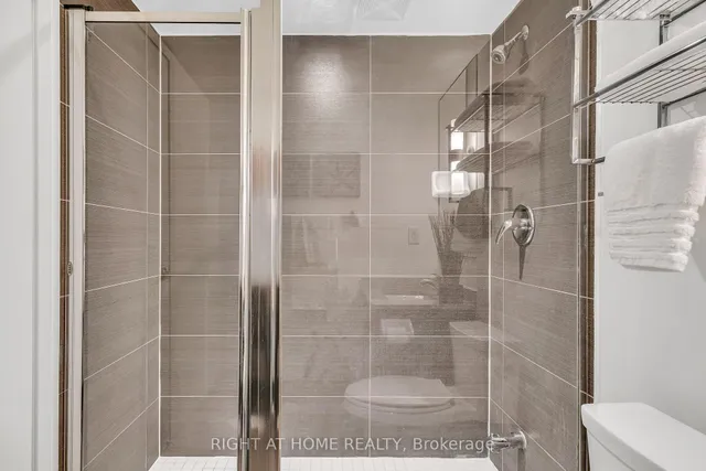 Additional image 29 of 320 Richmond St Unit 305