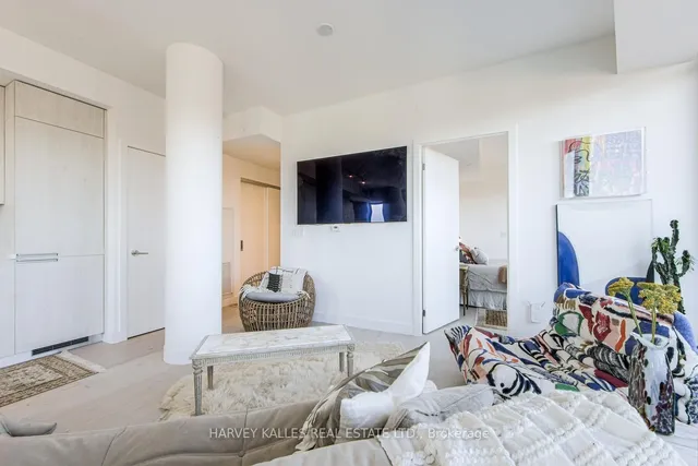 Additional image 9 of 160 Kingsway Cres Unit 413