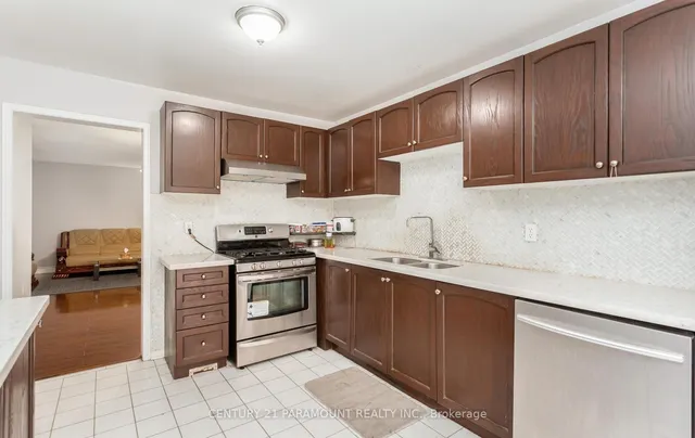 Additional image 16 of 106 Wildberry Cres