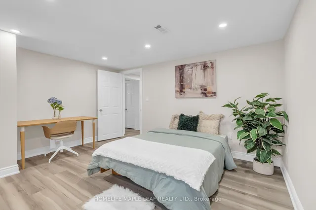 Additional image 37 of 12 Abbey Rd