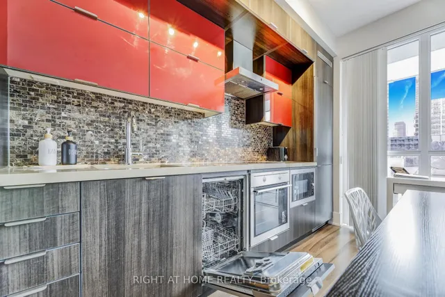 Additional image 13 of 300 Front St. St Unit 1909