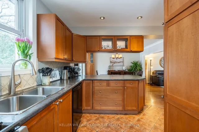 Additional image 11 of 51 Cloverhill Rd