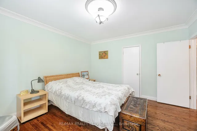 Additional image 22 of 18 Wellington St