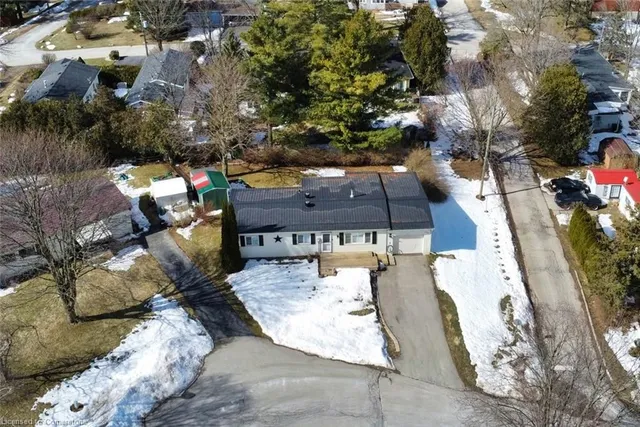 Additional image 34 of 133 Maple Cres