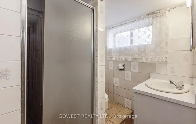 Additional image 43 of 12 Golden Ave